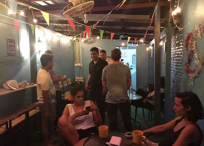 אכסניה Zee Thai